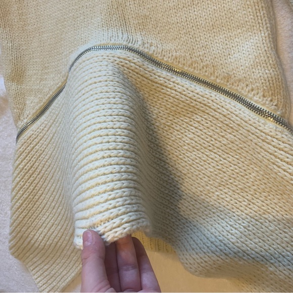 Alexander Wang Merino Wool Black Sweater with Zipper Detail- Size XS - Picture 15 of 16